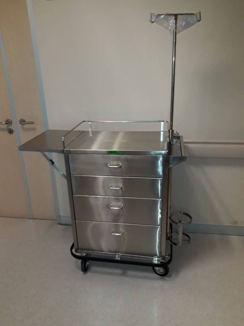 EMERGENCY CART2